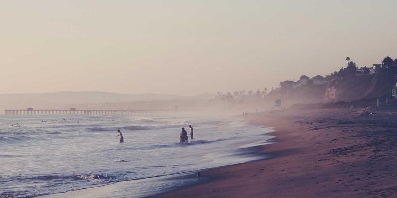 商业地产新格局：办公空间解决方案、零售选址与专业物业管理如何驱动价值