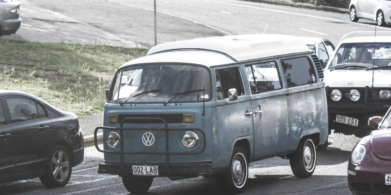 驾驭商业地产投资:从优质零售选址到高效物业管理的关键策略